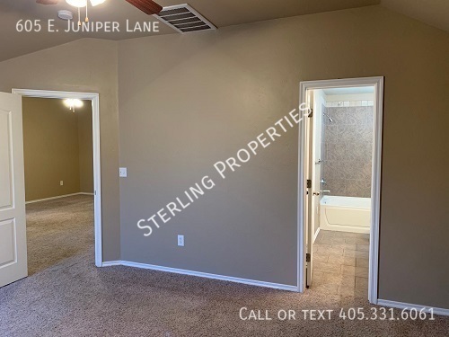 605 E JUNIPER LN