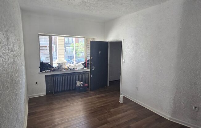 5027 Walnut Street