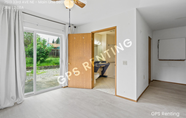 7513 33rd Ave NE, Seattle