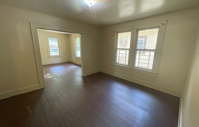 2 beds, 1 bath, $550