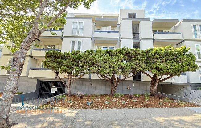 Stylish One-Bedroom Condo in Prime Adams Point Location Now Availal