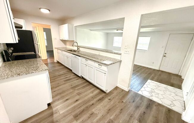 307 HARTLINE DR