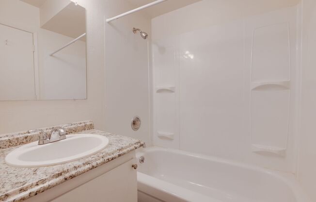 2 beds, 2 baths, 1,092 sqft, $1,875, Unit 47