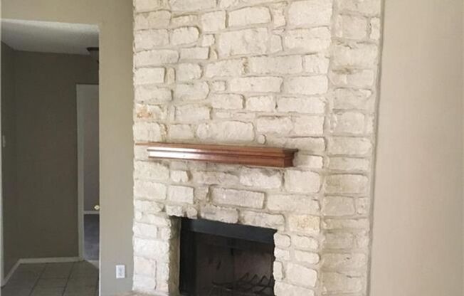 Great 3-Bedroom Home in Meadows at Chandler Creek in Round Rock