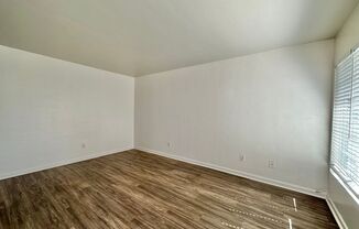 2 beds, 1 bath, 850 sqft, $2,399, Unit 4521 Terrace Drive