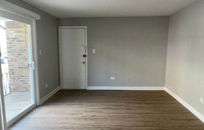 7712 S HARLEM AVE