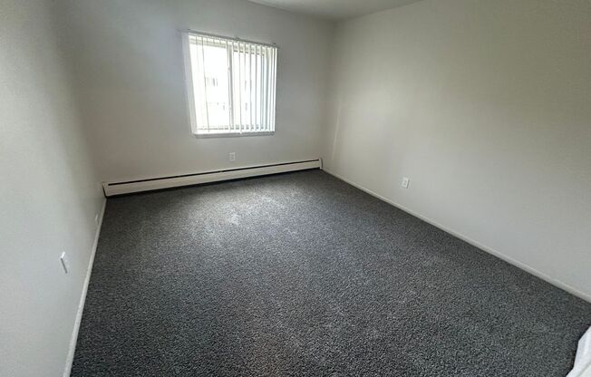 1 bed, 1 bath, $995, Unit 240