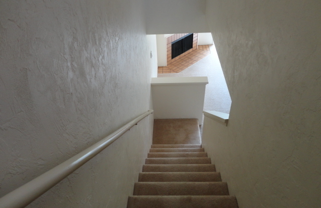 2 beds, 1.5 baths, 1,100 sqft, $1,697, Unit 1815