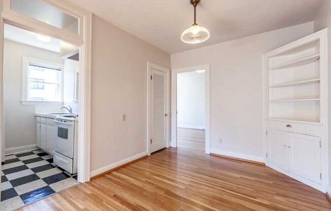 1 bed, 1 bath, 600 sqft, $1,625, Unit 504