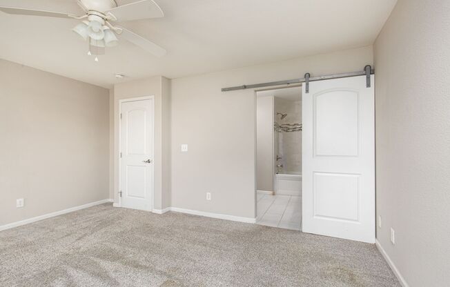 3 beds, 2.5 baths, $1,900, Unit UNIT 152
