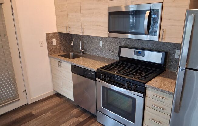 1607 Apartments