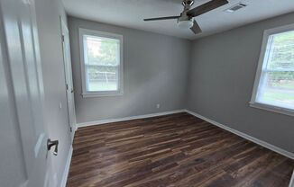 2 beds, 1 bath, $1,000