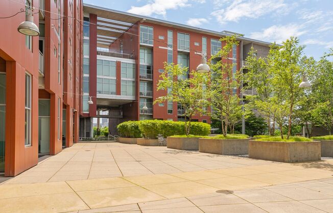 2115 Yeaman Pl