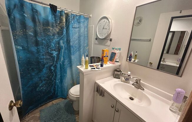 1 bed, 1 bath, $1,015, Unit 32
