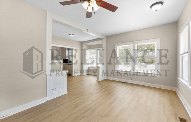322 N MERIDIAN AVE