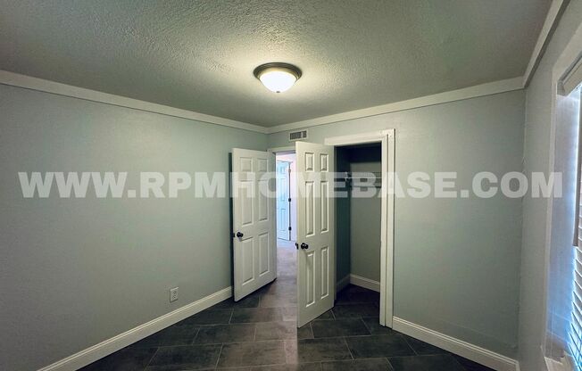 2 beds, 1 bath, $1,350