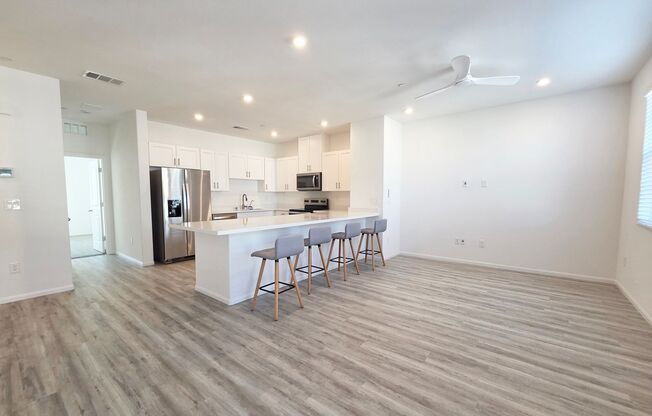 Brand-New Beazer Townhome with Rooftop Deck & Mountain Views