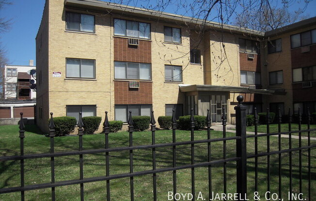 954 East 84th Place