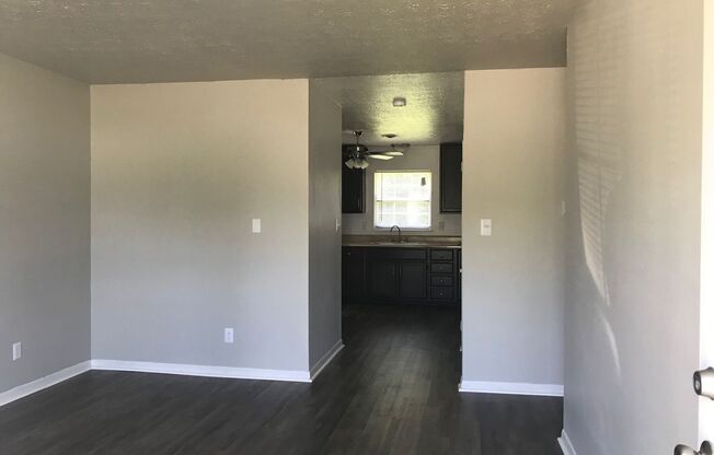 2 beds, 1 bath, 800 sqft, $1,295, Unit 905A