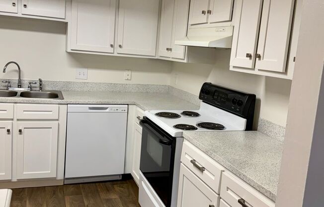 2 beds, 2 baths, 1,064 sqft, $1,850, Unit 39