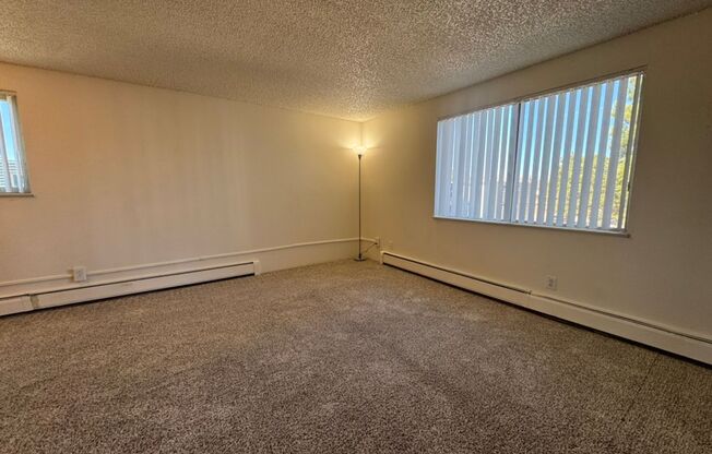 3 beds, 2 baths, 1,034 sqft, $1,875, Unit D-301