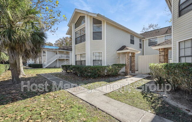 2902 W FOX SQUIRREL DR