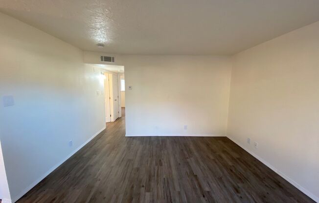 2 beds, 1 bath, 825 sqft, $1,200, Unit Unit 1
