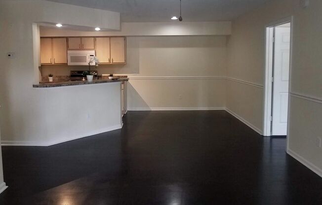 2 beds, 2 baths, $1,750