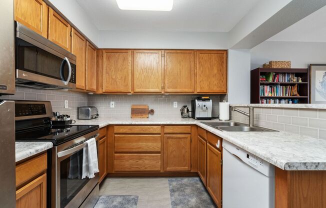 2 beds, 2.5 baths, $1,995, Unit #K56