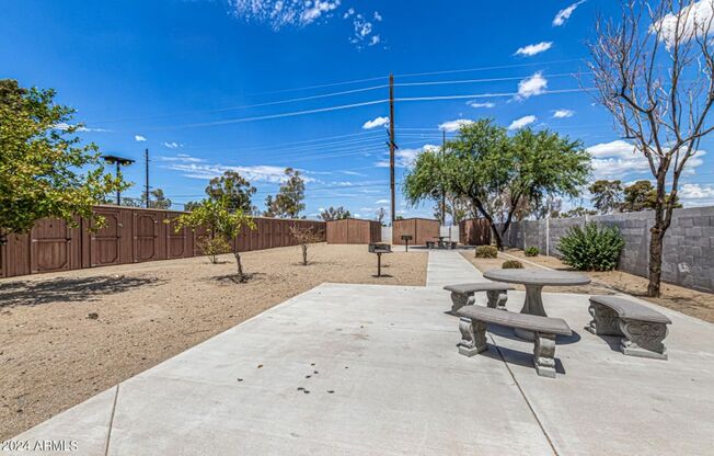 2 beds, 2 baths, $1,095, Unit # 129