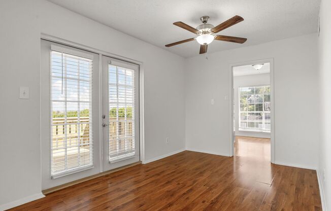 2 beds, 1.5 baths, 957 sqft, $1,497, Unit 1729E
