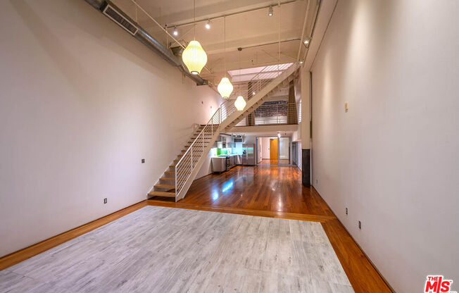 3 beds, 3 baths, 2,330 sqft, $8,500, Unit 106