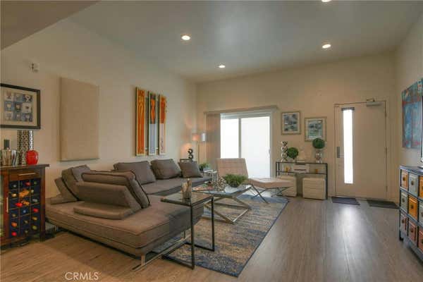 3 beds, 3 baths, 1,620 sqft, $4,599, Unit 104