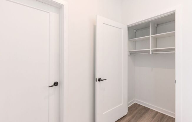 1 bed, 1 bath, 650 sqft, $1,595, Unit 305