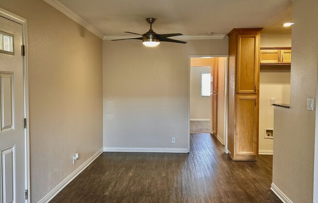 2 beds, 2 baths, 880 sqft, $2,705, Unit H-14