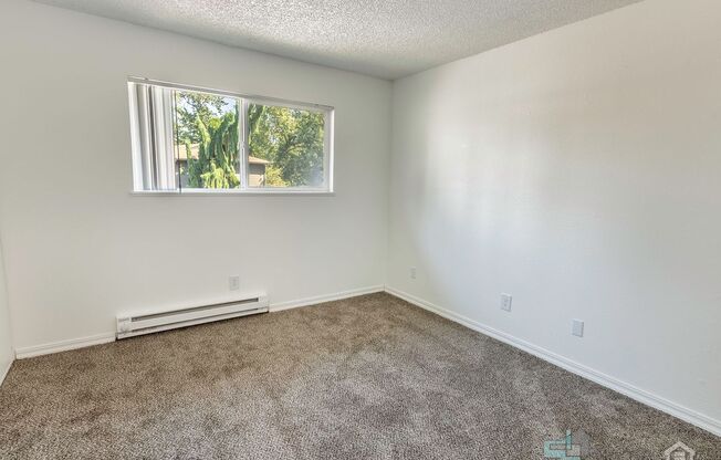 2 beds, 1 bath, 730 sqft, $1,600, Unit 79