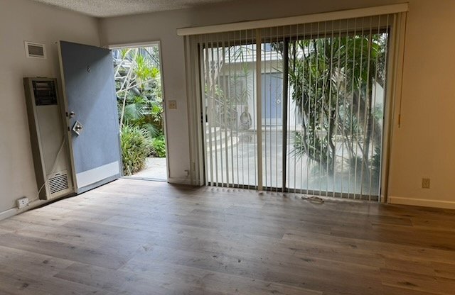 920 N 1 ST