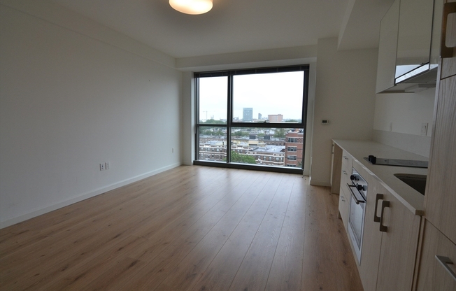 Studio, 1 bath, 389 sqft, $3,050, Unit 603