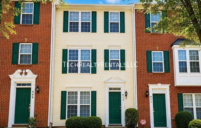913 TIGER LN
