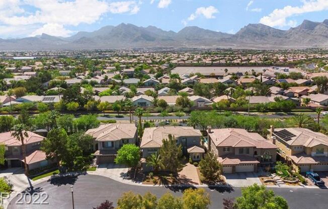 Recently remodeled 5 BEDROOMs/4 bathrooms, in the gated Talon Pointe/Summerlin.