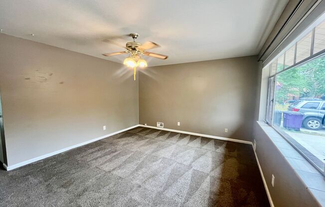 ** Move in Special** 3 bed 2 bath Ranch w/ finished basement in MarLee Neighborhood
