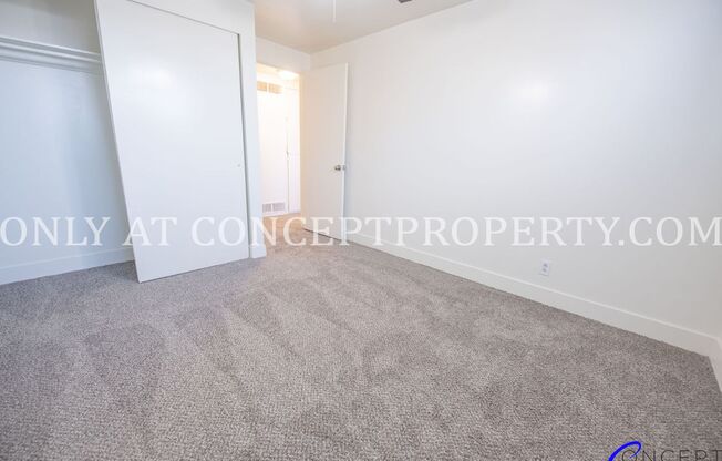 2 beds, 1 bath, 700 sqft, $1,199, Unit 22