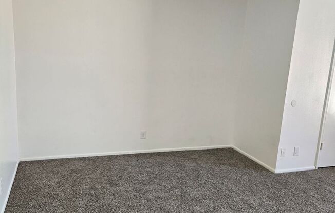 1 bed, 1 bath, 600 sqft, $900