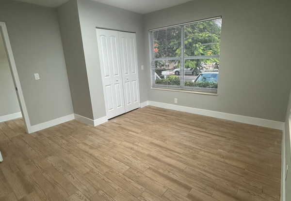 15 NW 31 AVE