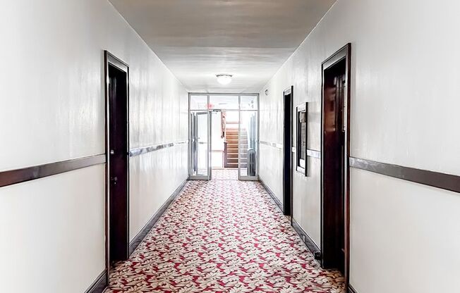 1 bed, 1 bath, 600 sqft, $995, Unit 205