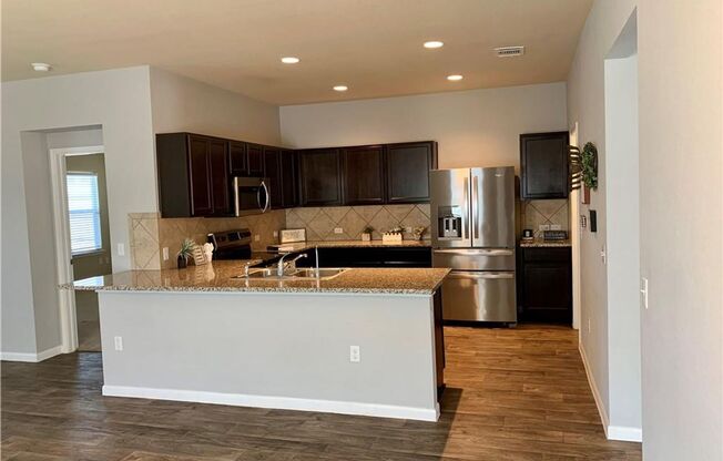 Wonderful One Story Home in Riverwalk Neighborhood Hutto