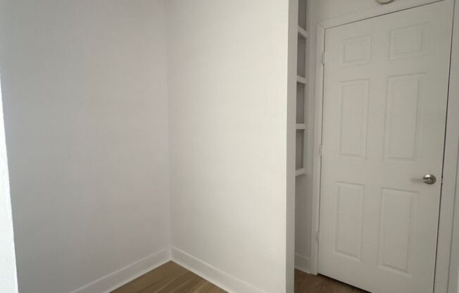 Studio, 1 bath, 417 sqft, $796, Unit 1001-11
