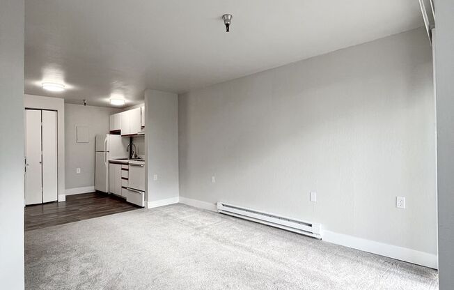 Studio, 1 bath, 480 sqft, $1,350, Unit 116