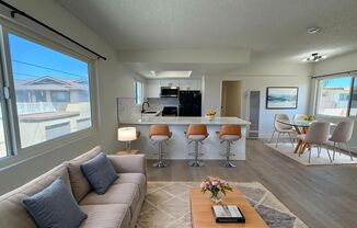1535 Canfield Apartments