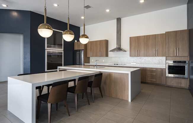 Large Kitchen at Sunset Parc View Apartments and Townhomes Midvale, UT 84047